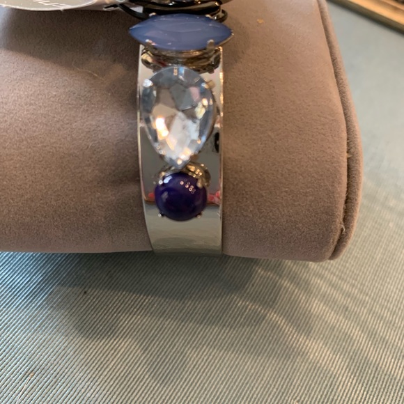 Chico’s Bracelet & Earrings - Picture 5 of 8